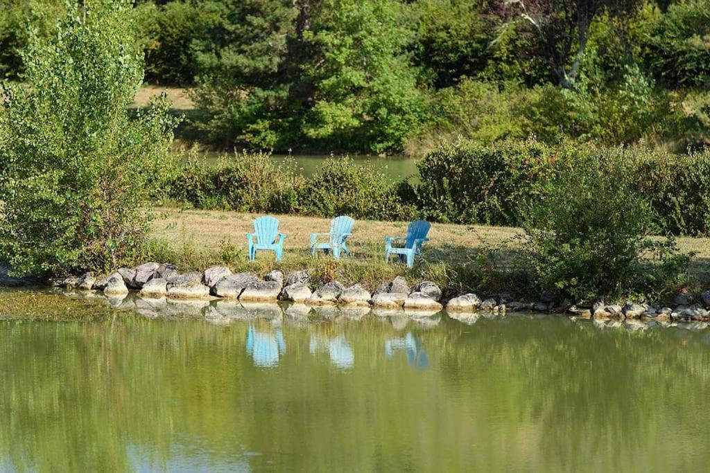 Chalet Au Milieu De La Foret Avec Lac A Proximite Layrac Ngoại thất bức ảnh